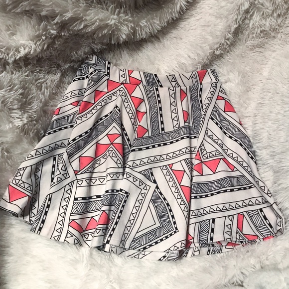 S-M-L Moon Collection "Doodle" Skirt - Picture 2 of 8